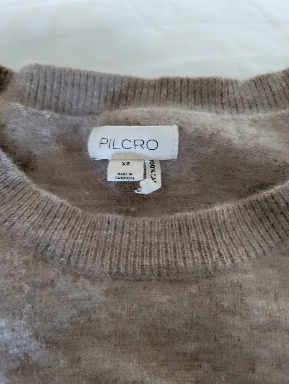 Pilcro Taupe Crewneck Fuzzy Knit Cashmere  Sweater - Picture 4 of 5